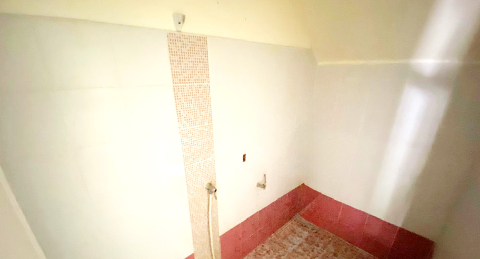 Gewerbefläche zum Kauf mit 1 Zimmer in Mueang Rayong, Rayong