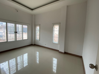 出售 2 卧室 独立屋 在 Mueang Rayong, Rayong
