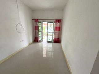 À vendre 2 chambres maison à Pluak Daeng, Rayong