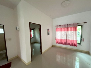 À vendre 2 chambres maison à Pluak Daeng, Rayong