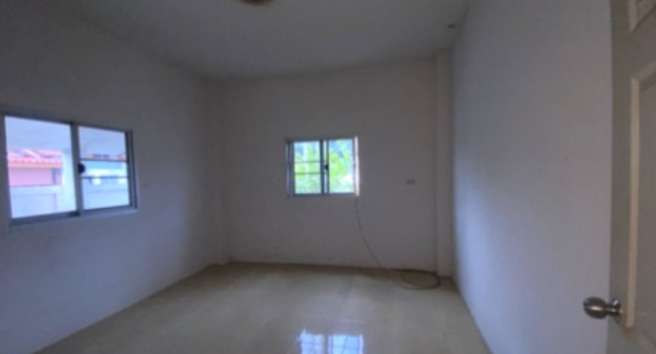 出售 2 卧室 独立屋 在 Pluak Daeng, Rayong