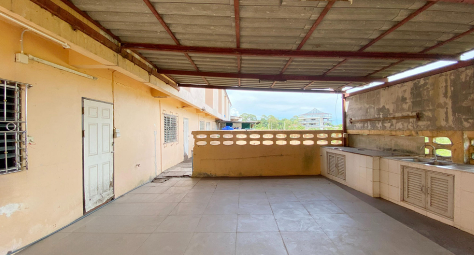 Reihenhaus zum Kauf mit 2 Zimmer in Mueang Rayong, Rayong
