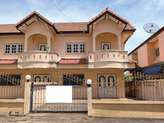 Reihenhaus zum Kauf mit 2 Zimmer in Mueang Rayong, Rayong