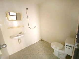 Reihenhaus zum Kauf mit 2 Zimmer in Mueang Rayong, Rayong