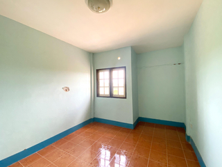 Reihenhaus zum Kauf mit 2 Zimmer in Mueang Rayong, Rayong