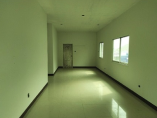 À vendre 2 chambres maison à Pluak Daeng, Rayong