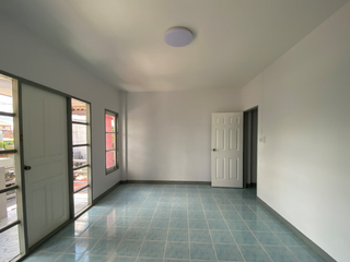Reihenhaus zum Kauf mit 2 Zimmer in Mueang Rayong, Rayong