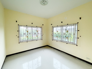 Haus zum Kauf mit 2 Zimmer in Pluak Daeng, Rayong