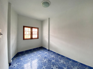 For sale 2 ベッドルーム townhouse in Mueang Rayong, Rayong