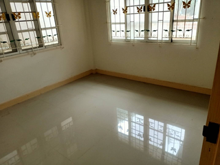 Haus zum Kauf mit 3 Zimmer in Pluak Daeng, Rayong