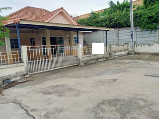Haus zum Kauf mit 3 Zimmer in Pluak Daeng, Rayong