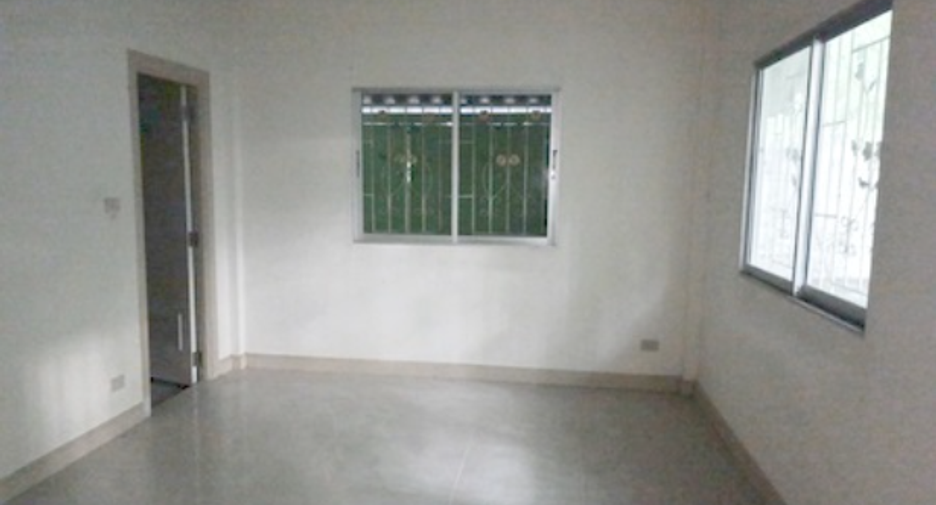 出售 3 卧室 独立屋 在 Si Racha, Chon Buri