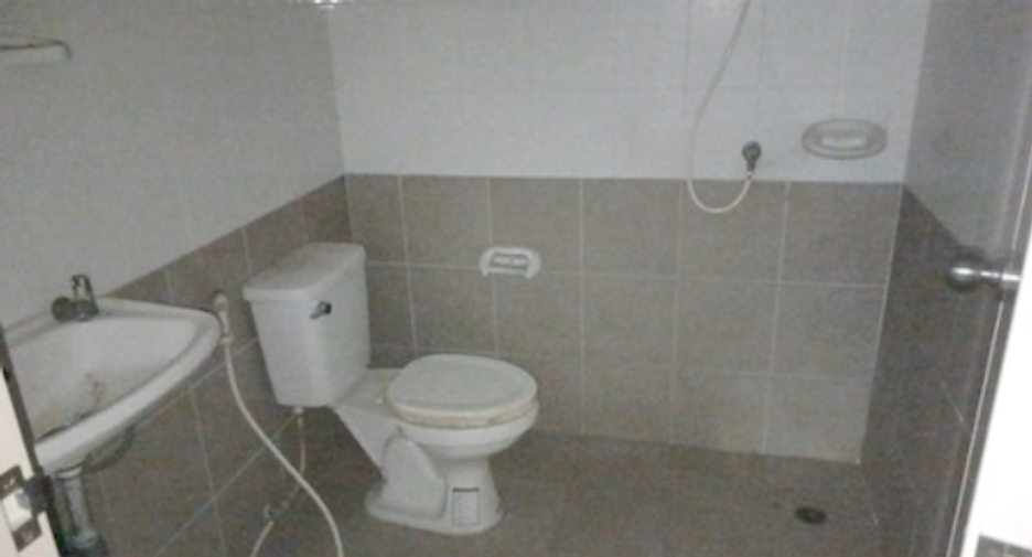 出售 3 卧室 独立屋 在 Si Racha, Chon Buri