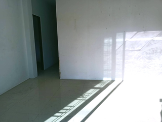 Haus zum Kauf mit 2 Zimmer in Pluak Daeng, Rayong