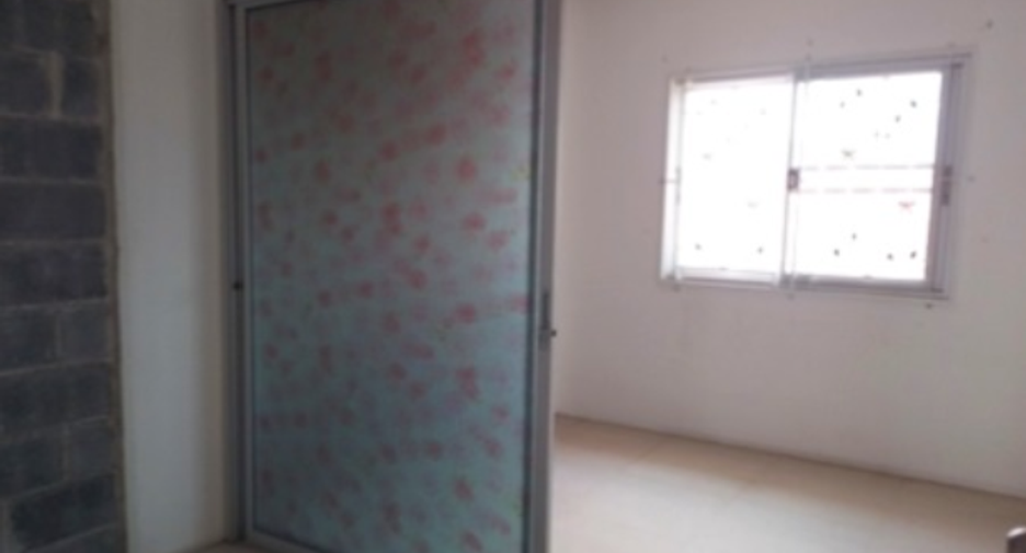 Продажа 2 спальни торговое помещение в Mueang Pathum Thani, Патумтани