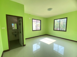 Casa en venta de 2 habitaciones en Si Racha, Chonburi