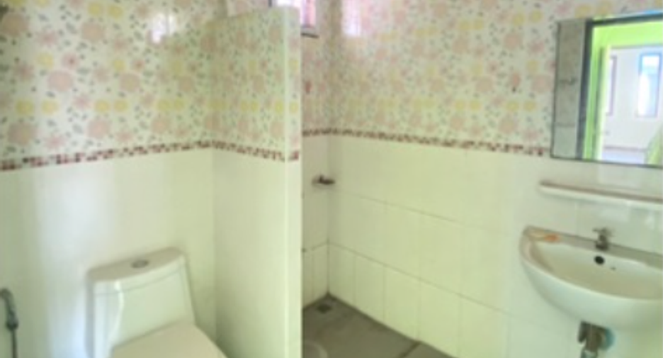 À vendre 2 chambres maison à Si Racha, Chonburi
