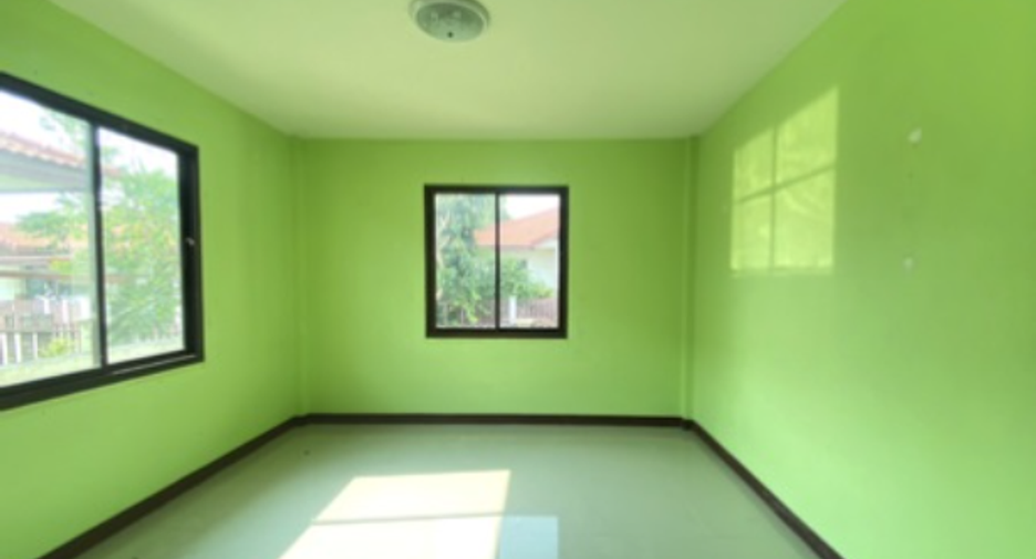 À vendre 2 chambres maison à Si Racha, Chonburi