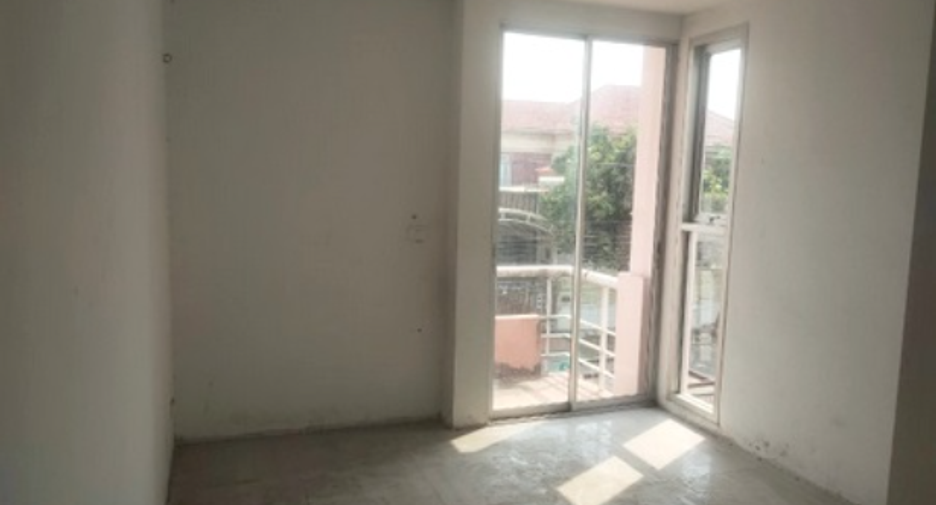 For sale 3 bedrooms house in Khlong Luang, Pathum Thani