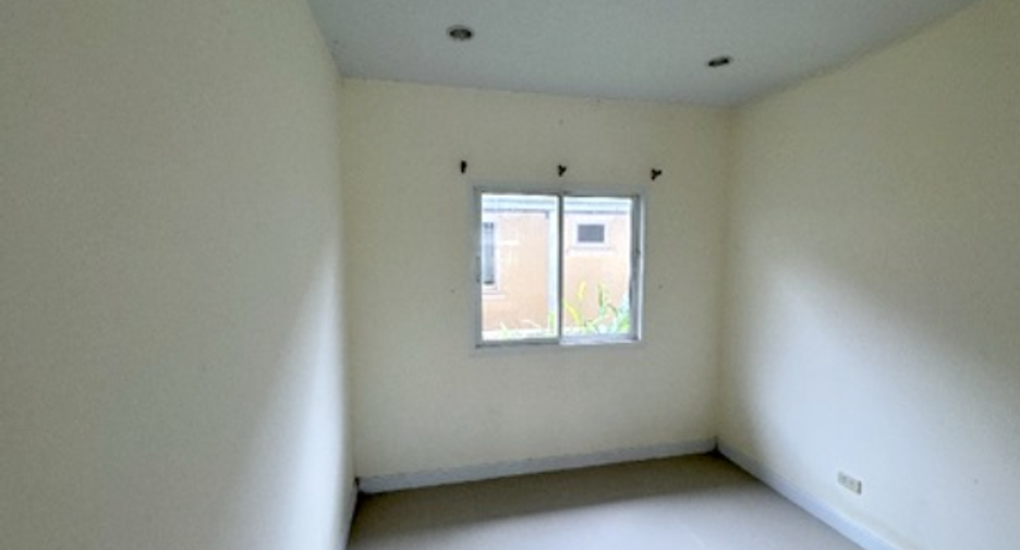 For sale 3 bedrooms house in Phan Thong, Chonburi