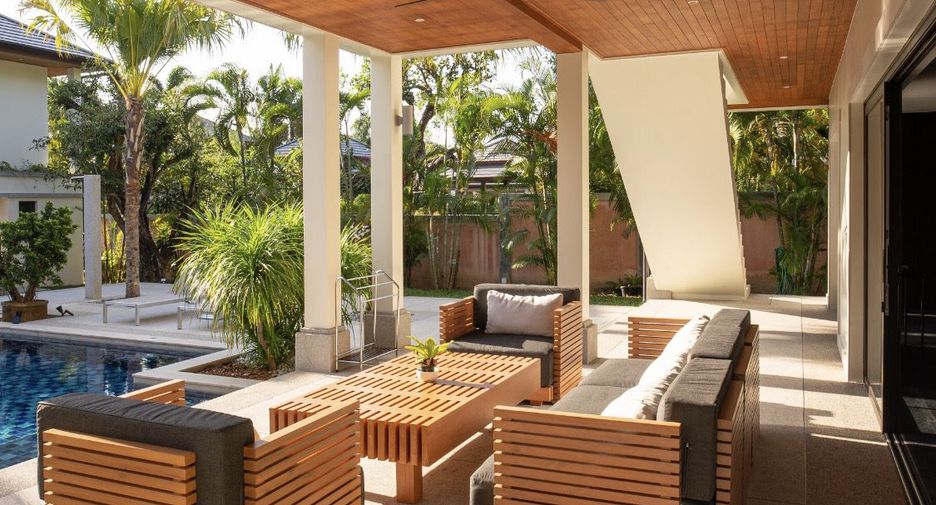 For sale 5 bedrooms villa in Mueang Phuket, Phuket