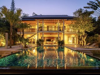 For sale 5 bedrooms villa in Mueang Phuket, Phuket