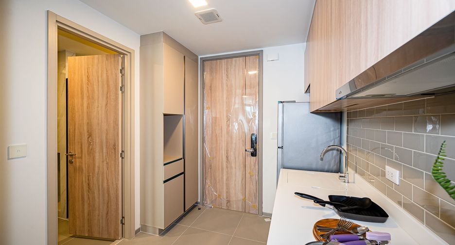 For rent 1 bed condo in Ratchathewi, Bangkok