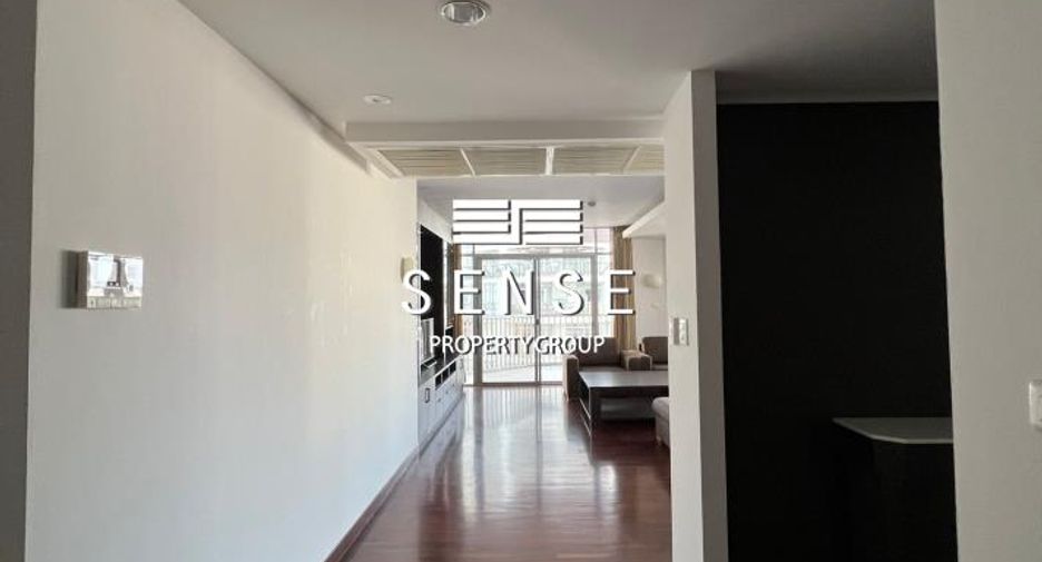For rent 2 ベッドルーム condo in Watthana, Bangkok