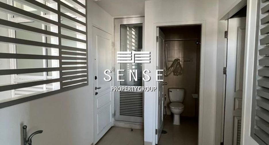 For rent 2 ベッドルーム condo in Watthana, Bangkok