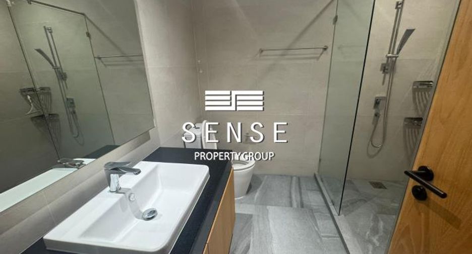 For rent 3 bedrooms condo in Watthana, Bangkok