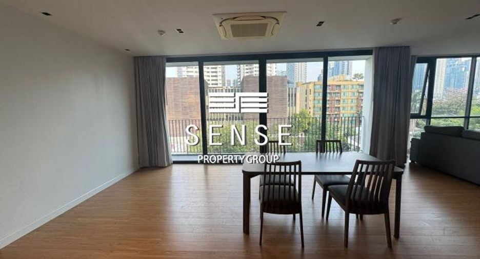 For rent 3 bedrooms condo in Watthana, Bangkok
