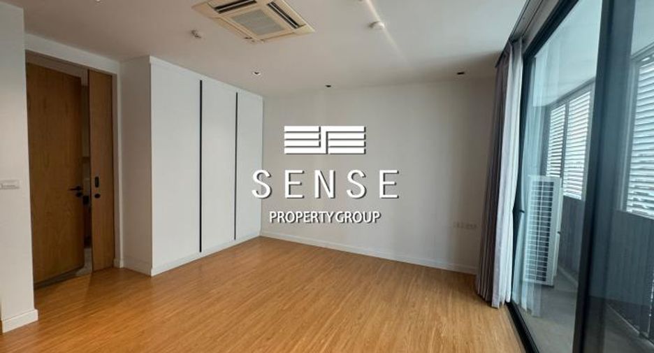 For rent 3 bedrooms condo in Watthana, Bangkok
