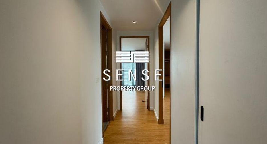For rent 3 bedrooms condo in Watthana, Bangkok