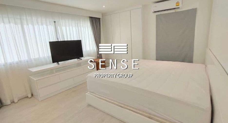 For sale 2 ベッドルーム condo in Bang Rak, Bangkok