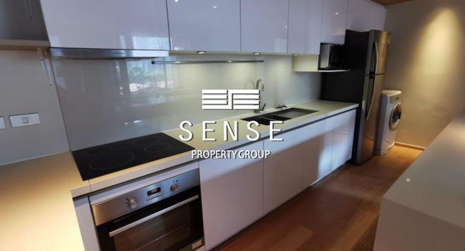 For rent 3 bedrooms condo in Pathum Wan, Bangkok