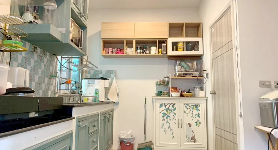 For sale and for rent 4 bedrooms house in Lat Krabang, Bangkok