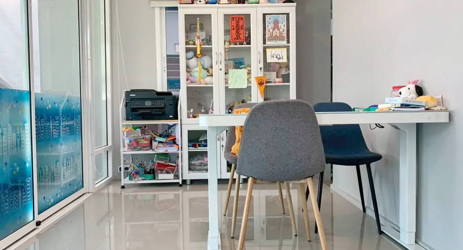 For sale and for rent 4 bedrooms house in Lat Krabang, Bangkok