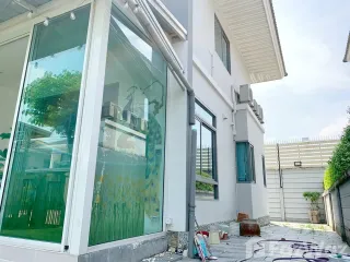 Haus zum Kauf und zur Miete mit 4 Zimmer in Lat Krabang, Bangkok
