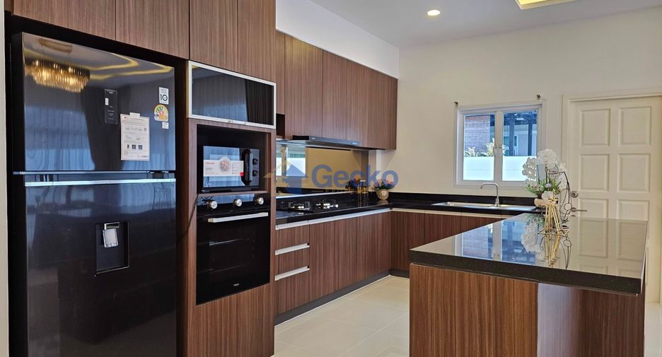 À vendre 3 chambres maison à Bang Lamung, Chonburi