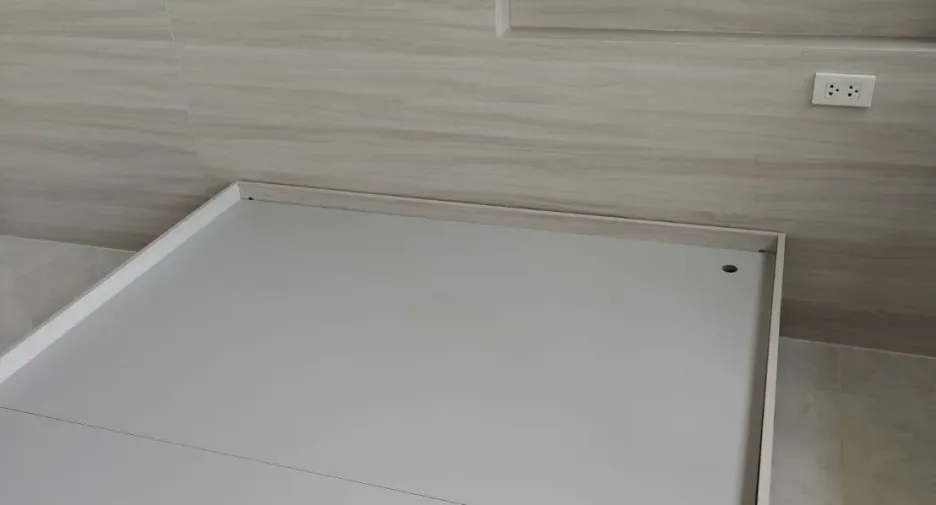 For sale studio condo in Khlong Toei, Bangkok