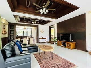 À louer 4 chambres maison à Bang Lamung, Chonburi