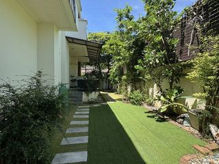 Casa en alquiler de 4 habitaciones en Bang Lamung, Chonburi