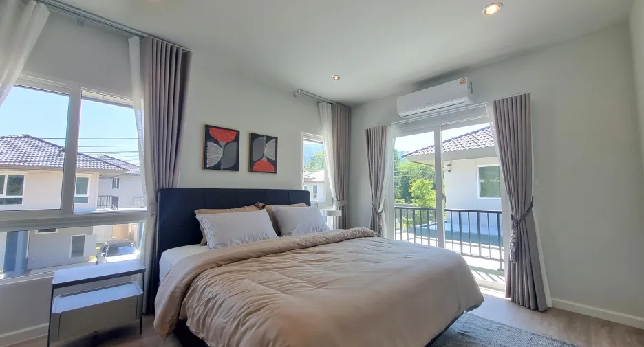 For rent 4 bedrooms house in Mueang Phuket, Phuket