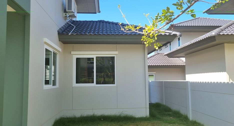 Casa en alquiler de 4 habitaciones en Mueang Phuket, Phuket