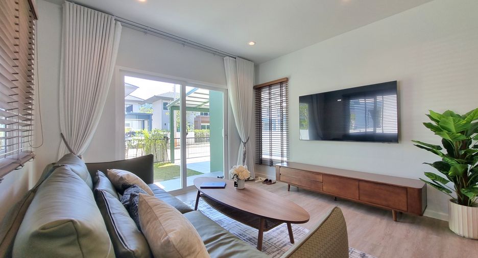 Casa en alquiler de 4 habitaciones en Mueang Phuket, Phuket