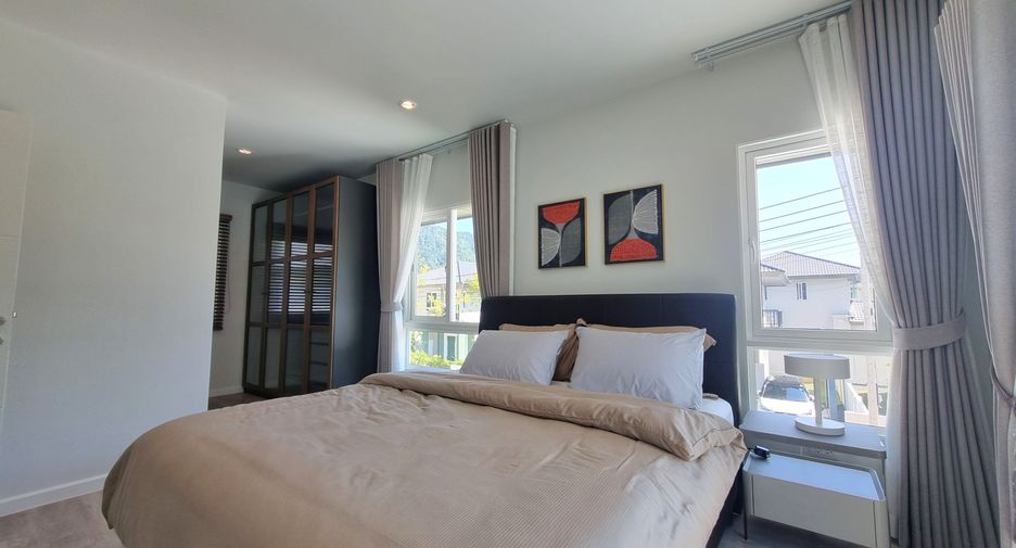 Casa en alquiler de 4 habitaciones en Mueang Phuket, Phuket