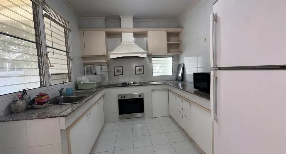 For rent 3 bedrooms house in Mueang Chiang Mai, Chiang Mai