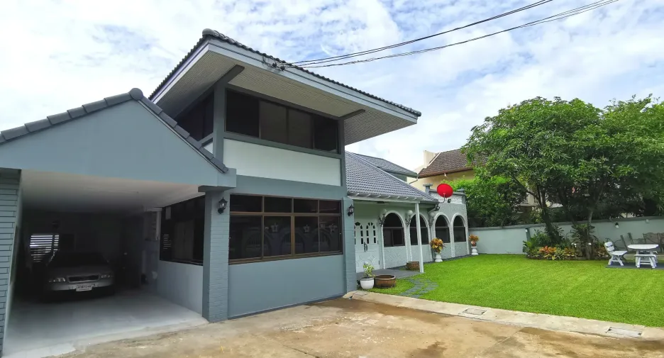 Casa en venta de 6 habitaciones en Saphan Sung, Bangkok