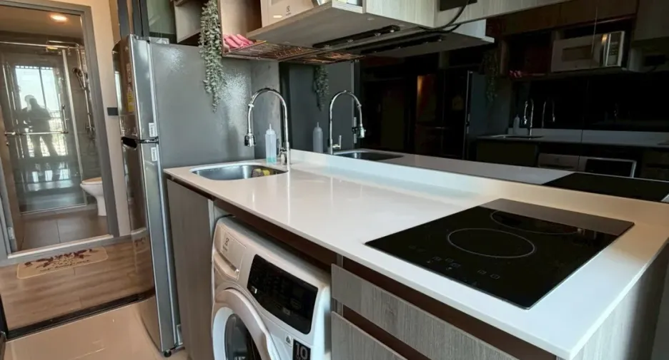 For rent 1 bed condo in Mueang Samut Prakan, Samut Prakan