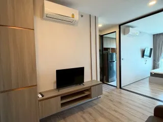 For rent 1 bed condo in Mueang Samut Prakan, Samut Prakan